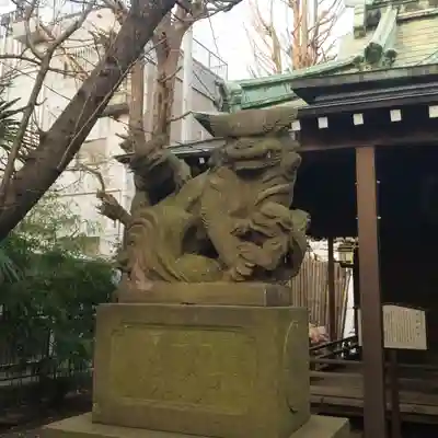 寄木神社の狛犬