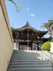 燈明寺の本殿