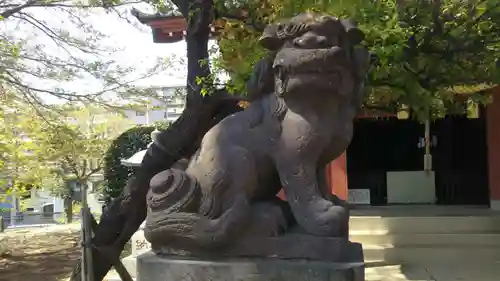 滝台八幡神社の狛犬