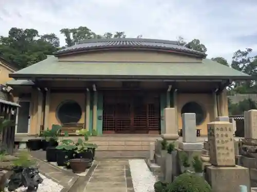 称念寺の本殿・本堂