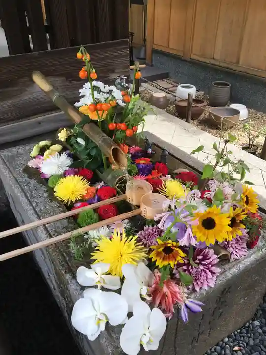 勝林寺の手水舎