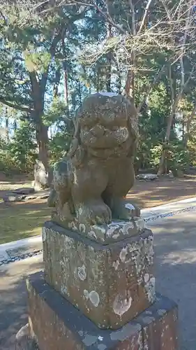 蛟蝄神社奥の宮の狛犬