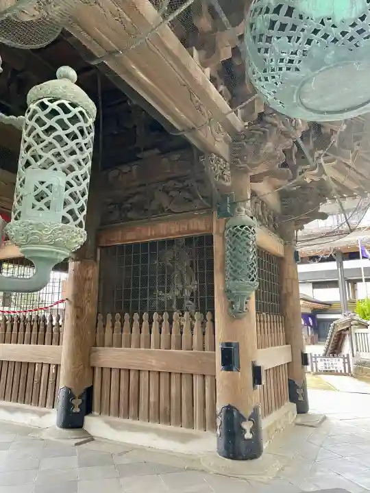 成田山新勝寺の{uncategorized: "未分類", other: "その他", undefined: "問題あり", building: "その他建物", grave: "お墓", sacred_gate: "鳥居", guardian: "狛犬", statue: "像", buddha: "仏像", history: "歴史", nature: "自然", garden: "庭園", animal: "動物", pagoda: "塔", temizu: "手水舎", mountain_gate: "山門・神門", sanctuary: "本殿・本堂", subordinate: "末社・摂社", art: "芸術", scenery: "景色", jizo: "地蔵", ema: "絵馬", goshuin: "御朱印", omikuji: "おみくじ", items: "授与品その他", amulet: "お守り", goshuincho: "御朱印帳", eats: "食事", festival: "お祭り", votive_dance: "神楽", shichigosan: "七五三参", wedding: "結婚式", experience: "体験その他", initially: "初詣", around: "周辺", anti_infection: "感染症対策"}