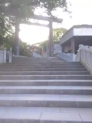 伊勢山皇大神宮の鳥居