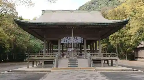 鶴嶺神社の本殿