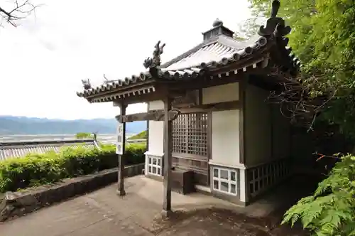 切幡寺の建物その他