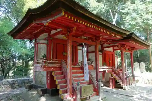 岩船寺の末社・摂社