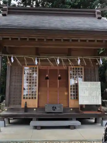 白山神社の本殿