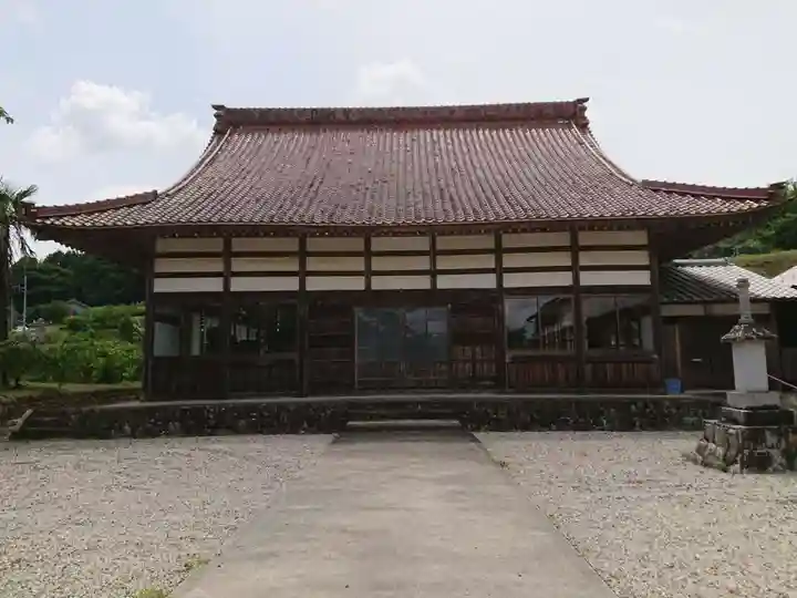日光寺の本殿・本堂