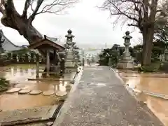 照明寺の建物その他