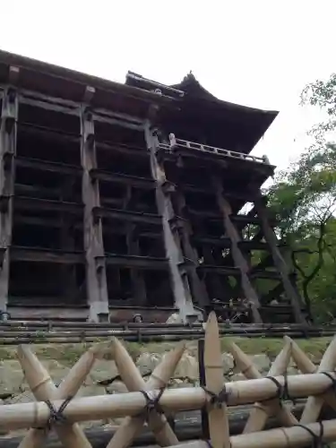 清水寺の{uncategorized: "未分類", other: "その他", undefined: "問題あり", building: "その他建物", grave: "お墓", sacred_gate: "鳥居", guardian: "狛犬", statue: "像", buddha: "仏像", history: "歴史", nature: "自然", garden: "庭園", animal: "動物", pagoda: "塔", temizu: "手水舎", mountain_gate: "山門・神門", sanctuary: "本殿・本堂", subordinate: "末社・摂社", art: "芸術", scenery: "景色", jizo: "地蔵", ema: "絵馬", goshuin: "御朱印", omikuji: "おみくじ", items: "授与品その他", amulet: "お守り", goshuincho: "御朱印帳", eats: "食事", festival: "お祭り", votive_dance: "神楽", shichigosan: "七五三参", wedding: "結婚式", experience: "体験その他", initially: "初詣", around: "周辺", anti_infection: "感染症対策"}
