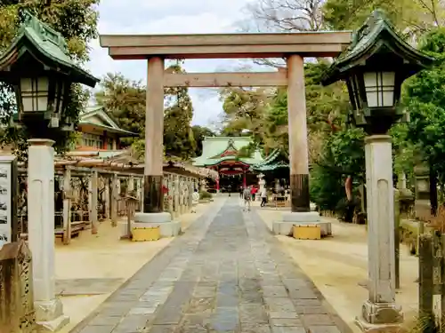 越ヶ谷久伊豆神社の鳥居