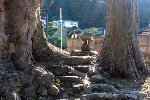 諏訪大社上社前宮(長野県)