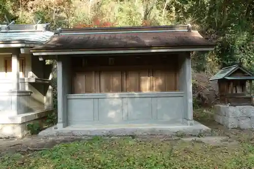 炬口八幡神社の末社・摂社