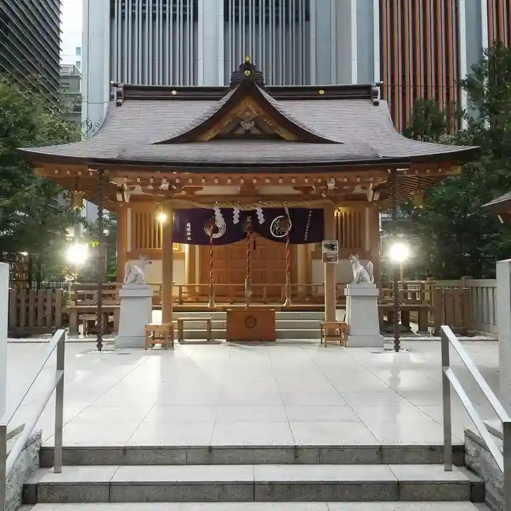 福徳神社(芽吹稲荷)の本殿・本堂