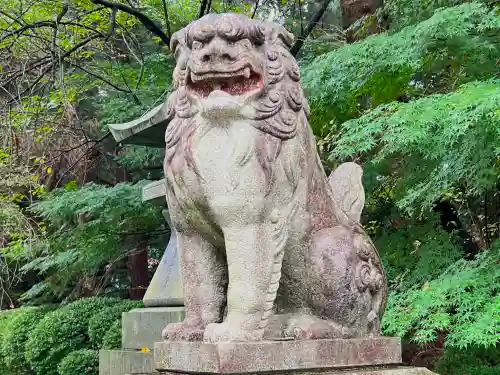 岩手護國神社の狛犬