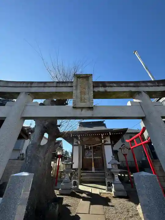 秋葉神社の{uncategorized: "未分類", other: "その他", undefined: "問題あり", building: "その他建物", grave: "お墓", sacred_gate: "鳥居", guardian: "狛犬", statue: "像", buddha: "仏像", history: "歴史", nature: "自然", garden: "庭園", animal: "動物", pagoda: "塔", temizu: "手水舎", mountain_gate: "山門・神門", sanctuary: "本殿・本堂", subordinate: "末社・摂社", art: "芸術", scenery: "景色", jizo: "地蔵", ema: "絵馬", goshuin: "御朱印", omikuji: "おみくじ", items: "授与品その他", amulet: "お守り", goshuincho: "御朱印帳", eats: "食事", festival: "お祭り", votive_dance: "神楽", shichigosan: "七五三参", wedding: "結婚式", experience: "体験その他", initially: "初詣", around: "周辺", anti_infection: "感染症対策"}