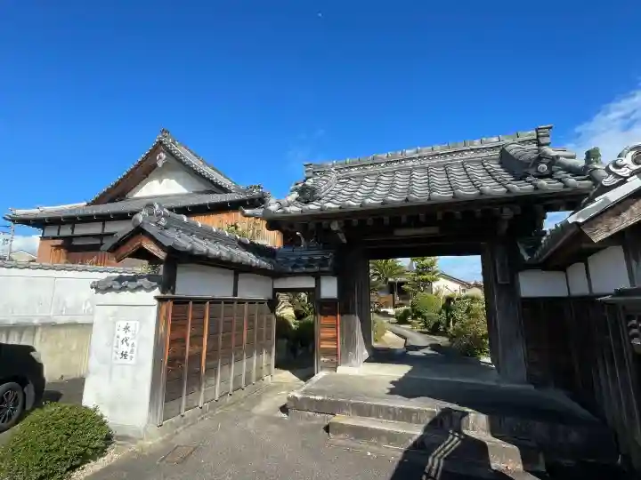 泰応寺の{uncategorized: "未分類", other: "その他", undefined: "問題あり", building: "その他建物", grave: "お墓", sacred_gate: "鳥居", guardian: "狛犬", statue: "像", buddha: "仏像", history: "歴史", nature: "自然", garden: "庭園", animal: "動物", pagoda: "塔", temizu: "手水舎", mountain_gate: "山門・神門", sanctuary: "本殿・本堂", subordinate: "末社・摂社", art: "芸術", scenery: "景色", jizo: "地蔵", ema: "絵馬", goshuin: "御朱印", omikuji: "おみくじ", items: "授与品その他", amulet: "お守り", goshuincho: "御朱印帳", eats: "食事", festival: "お祭り", votive_dance: "神楽", shichigosan: "七五三参", wedding: "結婚式", experience: "体験その他", initially: "初詣", around: "周辺", anti_infection: "感染症対策"}