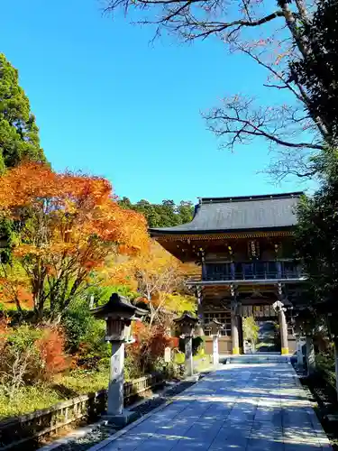 秋葉山本宮 秋葉神社 上社の山門・神門
