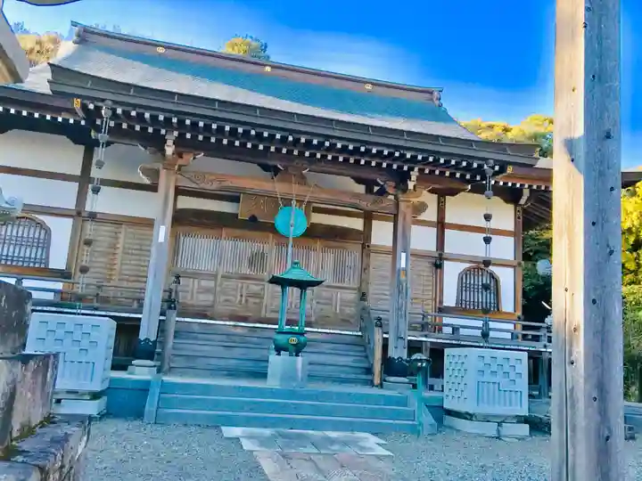 東城寺の本殿・本堂