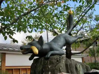 伏見稲荷大社の狛犬