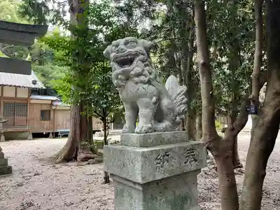 能褒野神社の狛犬