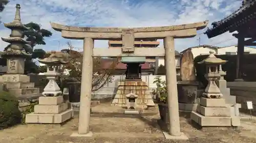 妙勝寺の鳥居