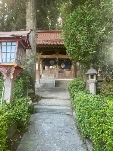 鶴林寺の本殿・本堂