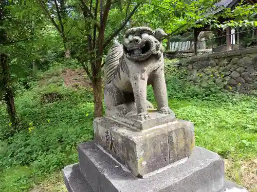 愛別神社の狛犬