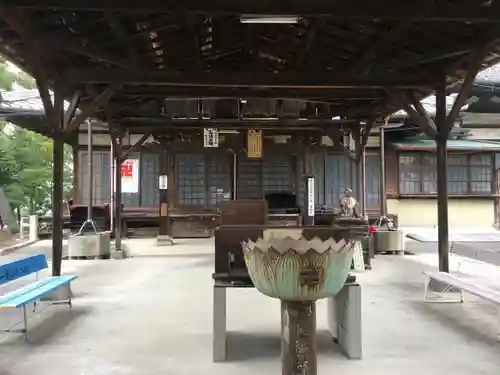 密蔵院の本殿・本堂