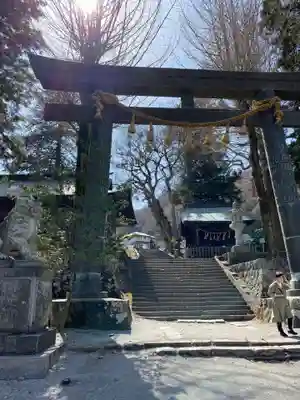 諏訪大社上社前宮の鳥居