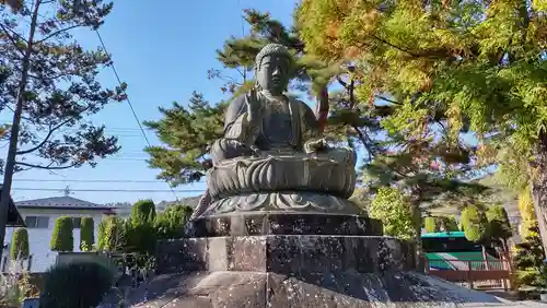 甲斐善光寺の像