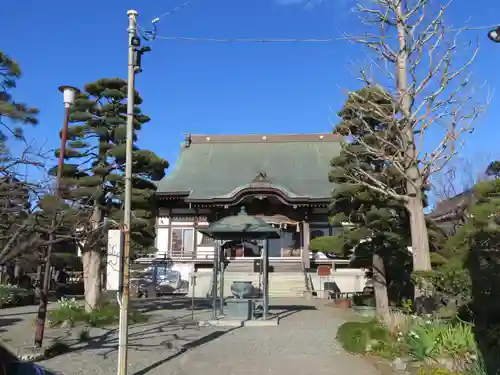 興全寺の本殿・本堂