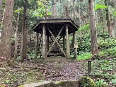 小菅神社奥社(長野県)