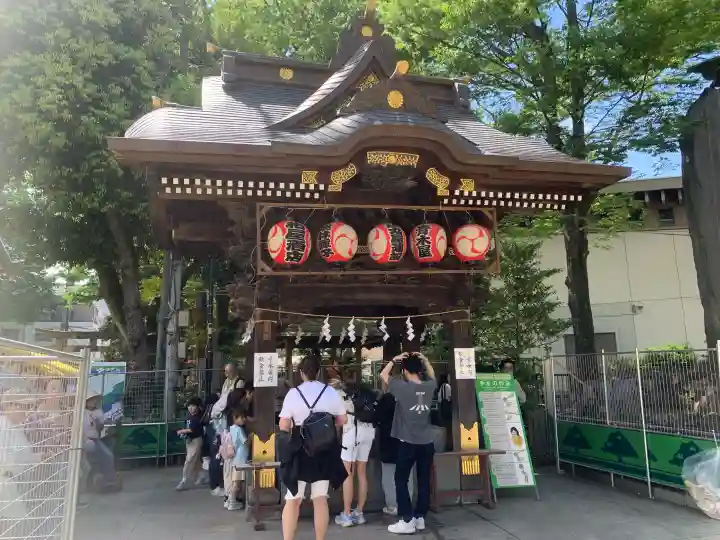 大國魂神社の{uncategorized: "未分類", other: "その他", undefined: "問題あり", building: "その他建物", grave: "お墓", sacred_gate: "鳥居", guardian: "狛犬", statue: "像", buddha: "仏像", history: "歴史", nature: "自然", garden: "庭園", animal: "動物", pagoda: "塔", temizu: "手水舎", mountain_gate: "山門・神門", sanctuary: "本殿・本堂", subordinate: "末社・摂社", art: "芸術", scenery: "景色", jizo: "地蔵", ema: "絵馬", goshuin: "御朱印", omikuji: "おみくじ", items: "授与品その他", amulet: "お守り", goshuincho: "御朱印帳", eats: "食事", festival: "お祭り", votive_dance: "神楽", shichigosan: "七五三参", wedding: "結婚式", experience: "体験その他", initially: "初詣", around: "周辺", anti_infection: "感染症対策"}