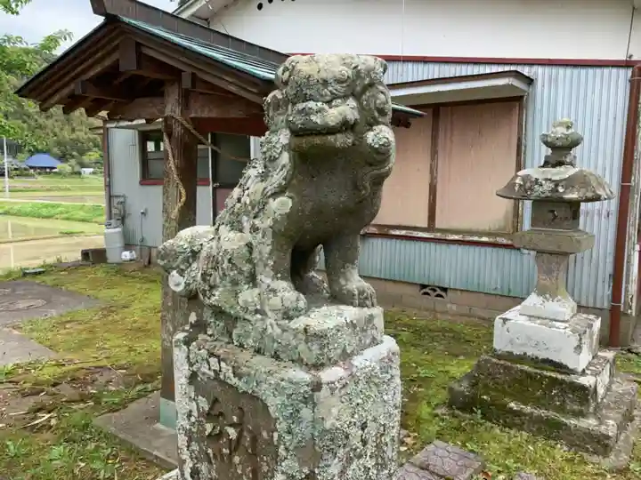 帝跡神社の狛犬