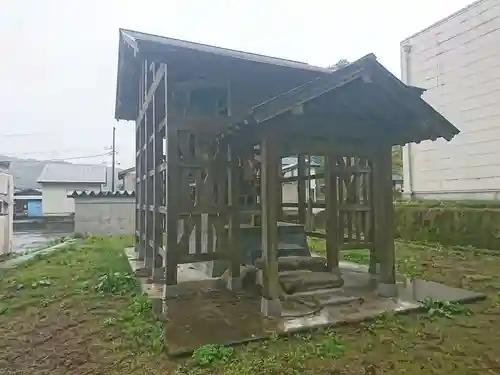 須波阿湏疑神社の末社