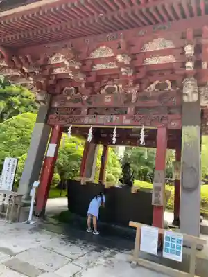 北口本宮冨士浅間神社の手水舎