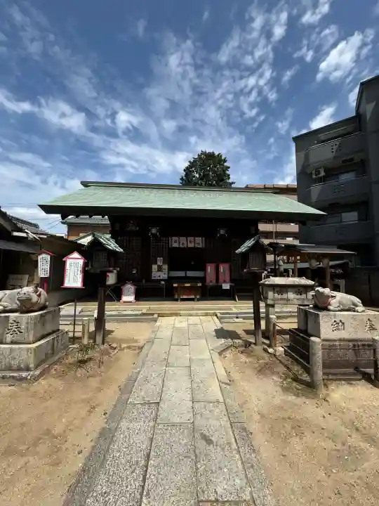 七尾神社の{uncategorized: "未分類", other: "その他", undefined: "問題あり", building: "その他建物", grave: "お墓", sacred_gate: "鳥居", guardian: "狛犬", statue: "像", buddha: "仏像", history: "歴史", nature: "自然", garden: "庭園", animal: "動物", pagoda: "塔", temizu: "手水舎", mountain_gate: "山門・神門", sanctuary: "本殿・本堂", subordinate: "末社・摂社", art: "芸術", scenery: "景色", jizo: "地蔵", ema: "絵馬", goshuin: "御朱印", omikuji: "おみくじ", items: "授与品その他", amulet: "お守り", goshuincho: "御朱印帳", eats: "食事", festival: "お祭り", votive_dance: "神楽", shichigosan: "七五三参", wedding: "結婚式", experience: "体験その他", initially: "初詣", around: "周辺", anti_infection: "感染症対策"}