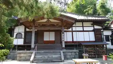貞宗寺の本殿・本堂
