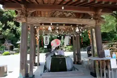 出雲大社相模分祠の手水舎