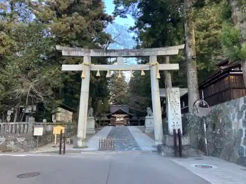 諏訪大社下社春宮(長野県)