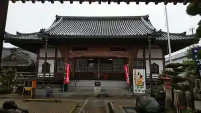 聖徳寺の本殿・本堂