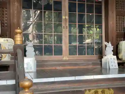 岡崎神社の本殿・本堂