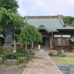 本勝寺の本殿