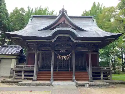 大物忌神社の本殿