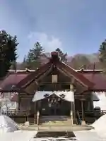 新得神社の本殿・本堂