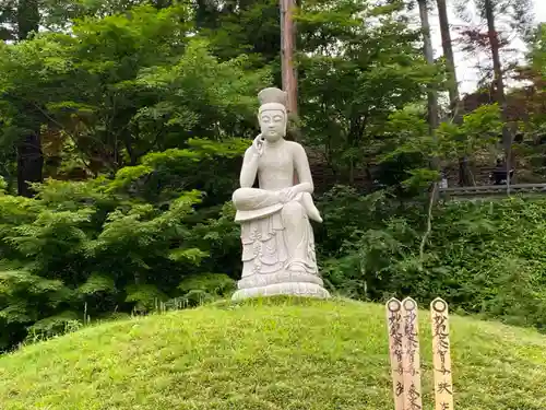 崇禅寺の仏像