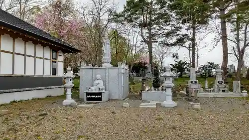 春宮寺の仏像