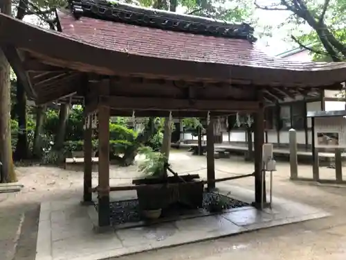 廣瀬大社の手水舎